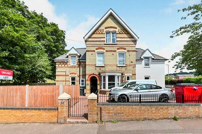 2 Bedroom Flat To Rent In Havelock Road, Luton, LU2