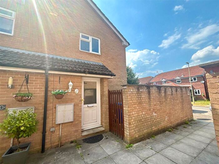 1 Bedroom Terraced House To Rent In Coxmoor Close, Church Crookham, Fleet, Hampshire, GU52
