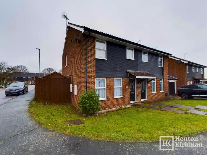 3 Bedroom Semi-Detached House To Rent In Lancer Way, Billericay, CM12