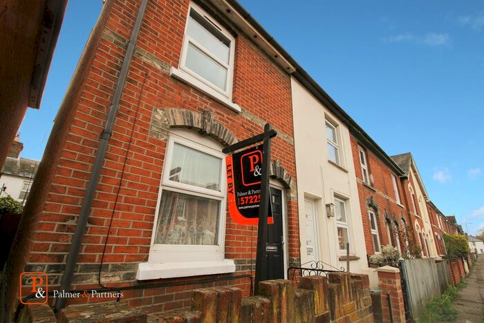 2 Bedroom End Of Terrace House To Rent In Victor Road, Colchester, Essex CO1