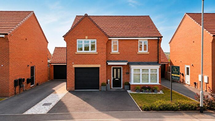 4 Bedroom Detached House For Sale In Tippler Drive, Stanley, Wakefield, WF3
