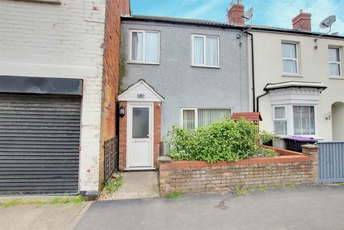 4 Bedroom Terraced House For Sale In Fitzwilliam Street, Mablethorpe, LN12