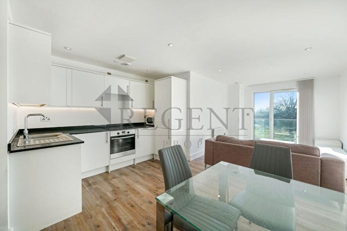 2 Bedroom Apartment To Rent In Willow Court, Cambridge Road, KT1