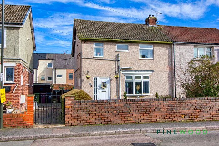 3 Bedroom Semi Detached House For Sale In Salvin Crescent, Clowne, S43