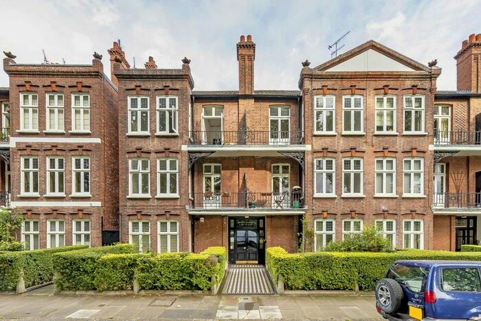 2 Bedroom Flat To Rent In Bishops Park Road, London, SW6