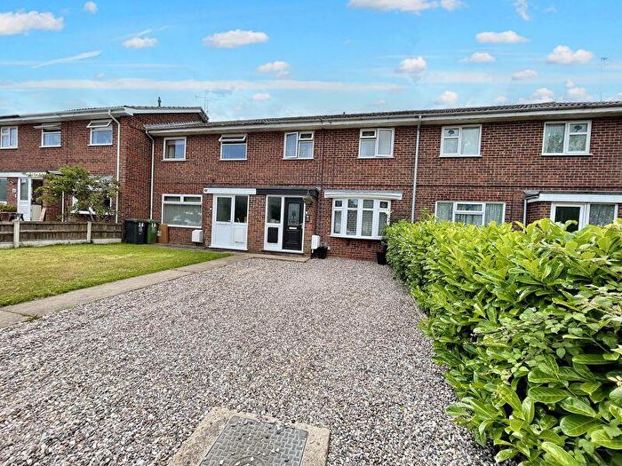 3 Bedroom Terraced House For Sale In St. Johns Road, Belton, Great Yarmouth, NR31