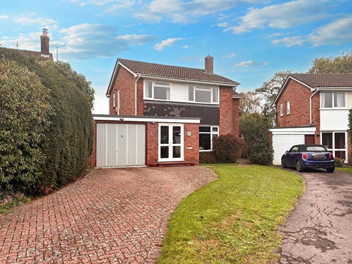 4 Bedroom Detached House For Sale In Beanhill Crescent, Alveston, BS35