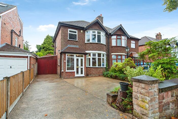 3 Bedroom Semi-Detached House For Sale In Allport Road, Bromborough, Wirral, CH62