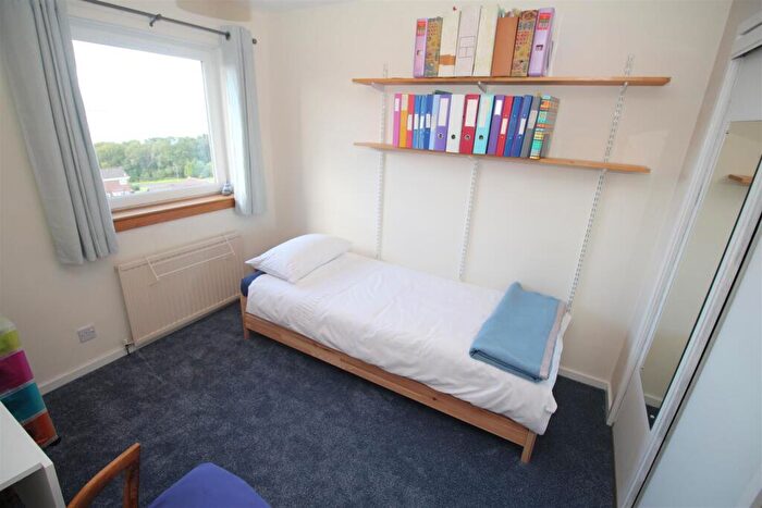2 Bedroom Semi-Detached House For Sale In Blair Gardens, Gourock, PA19