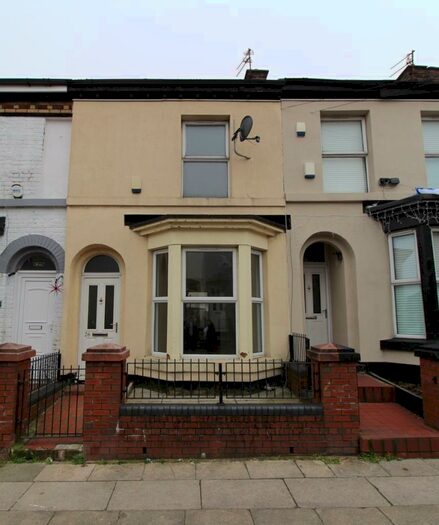 3 Bedroom Terraced House To Rent In Grasmere Street, Anfield, L5