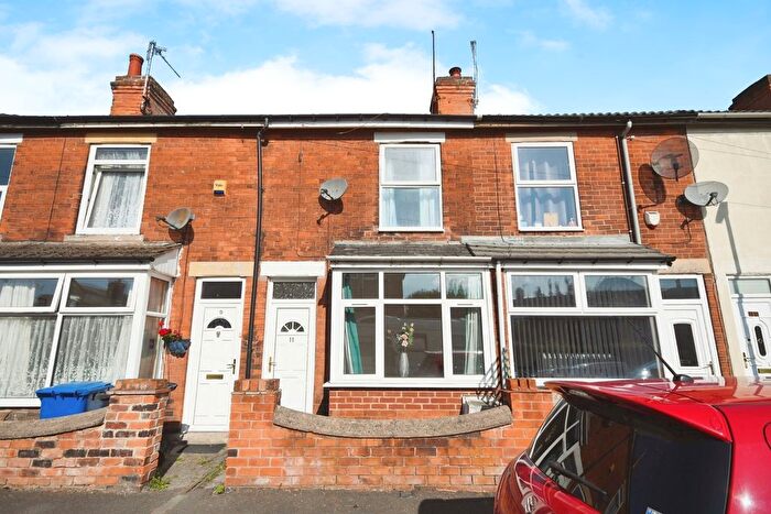 2 Bedroom Terraced House For Sale In Chesterfield Avenue, New Whittington, Chesterfield, Derbyshire, S43