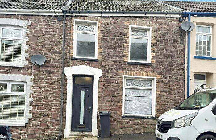 3 Bedroom Terraced House To Rent In Glendower Street, CF48