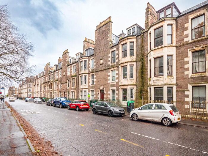 3 Bedroom Flat For Sale In Gfl Garland Place, Dundee, DD3