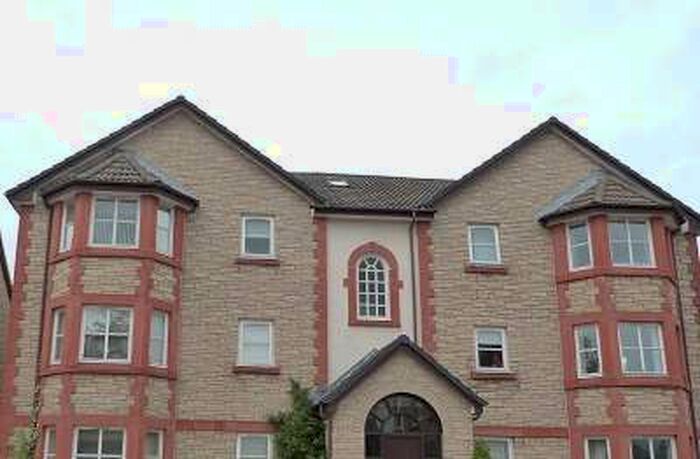 2 Bedroom Flat To Rent In Raeburn Park Perth, PH2