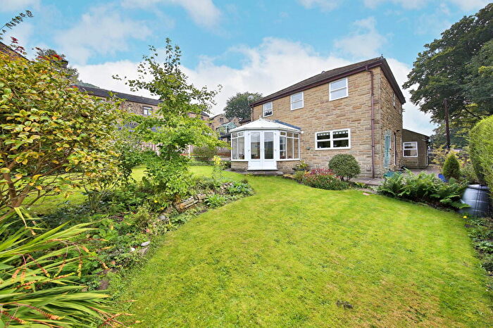 4 Bedroom Detached House For Sale In Holme Close, Holloway, Derbyshire., DE4