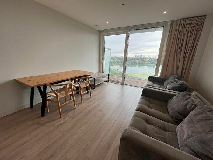 2 Bedroom Apartment To Rent In Skylark Point, Newnton Close, London, [aVE], N4