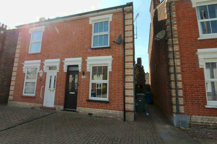 3 Bedroom Semi-Detached House To Rent In Kirby Street, Ipswich, IP4