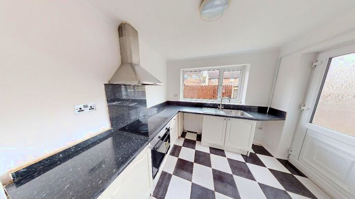 3 Bedroom Terraced House To Rent In Shannon Road, Hull, HU8