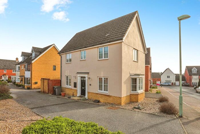 3 Bedroom Detached House For Sale In Siskin Street, Stowmarket, IP14