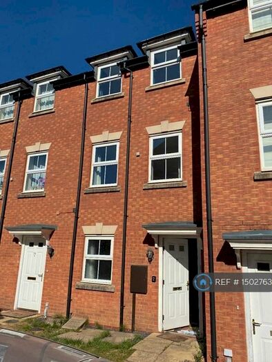 3 Bedroom Terraced House To Rent In Jackdaw Road, Corby, NN18