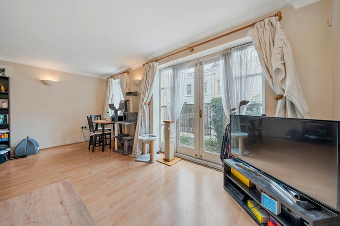 1 Bedroom Flat To Rent In Stockwell Green, London, SW9