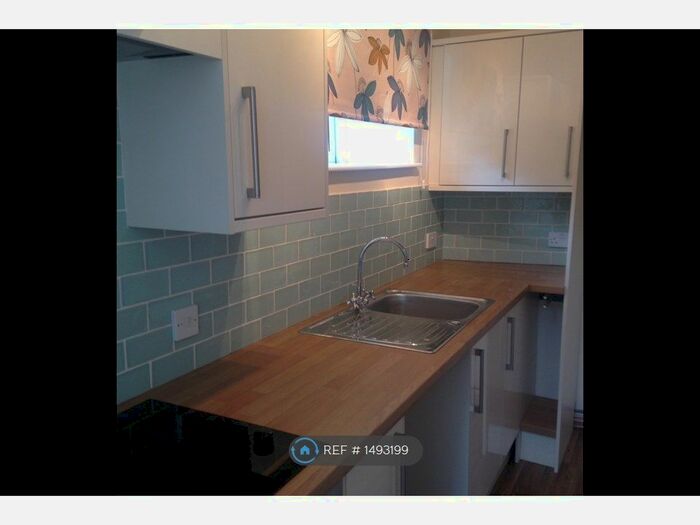 2 Bedroom Terraced House To Rent In Bishopstrow, Warminster, BA12