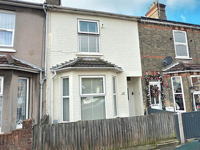 3 Bedroom Terraced House For Sale In John Street, Lowestoft, Suffolk, NR33
