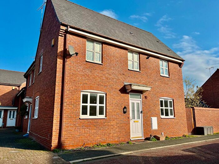 3 Bedroom Semi-Detached House To Rent In Golden Hill, Weston, CW2