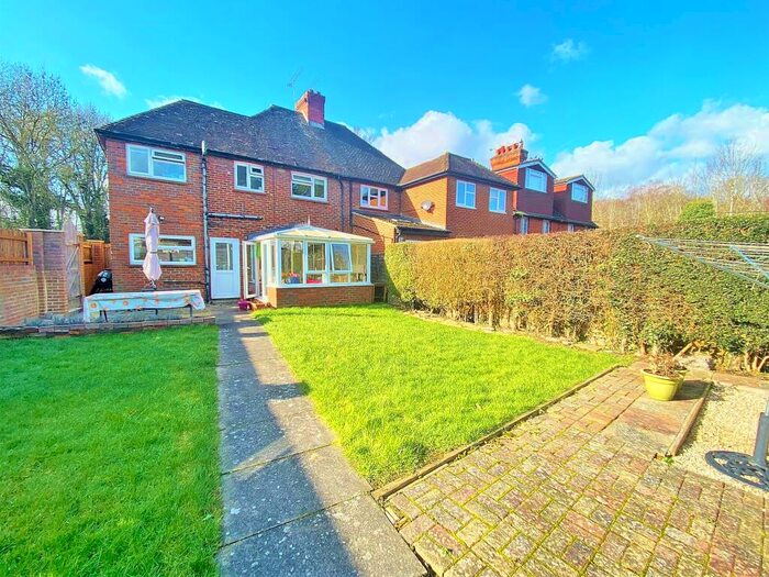 3 Bedroom Semi Detached House To Rent In Merrow Lane, Guildford, Surrey, GU4