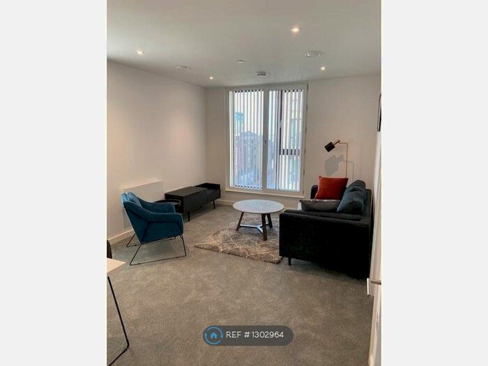 2 Bedroom Flat To Rent In Wharf End, Trafford Park, Manchester M17