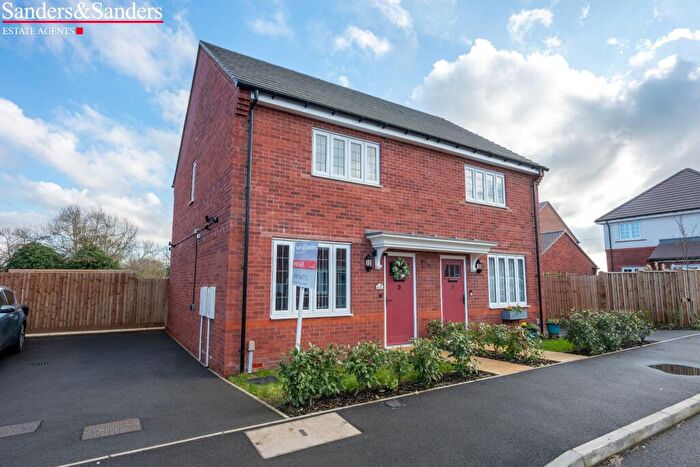 2 Bedroom Semi Detached House For Sale In Norris Close, Alcester Park, Alcester, B49