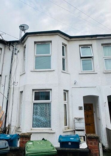 2 Bedroom Maisonette To Rent In Graham Road, Harrow, Greater London, HA3