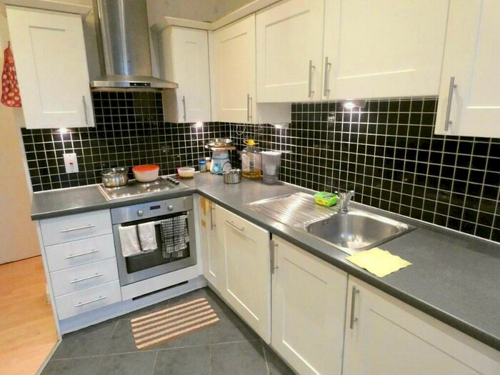 1 Bedroom Apartment To Rent In Kingsley Mews, Ley Street, Ilford, Essex, IG1