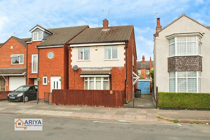 3 Bedroom Detached House To Rent In Roundhay Road, Rowley Fields, Leicester, LE3