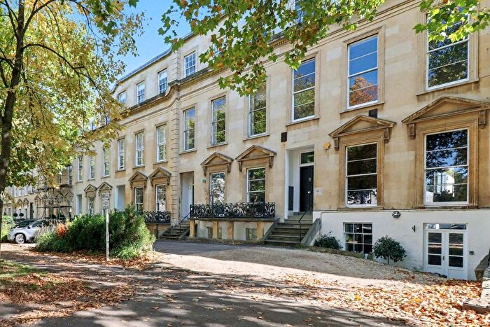 2 Bedroom Flat For Sale In Bayshill Road, Cheltenham, GL50