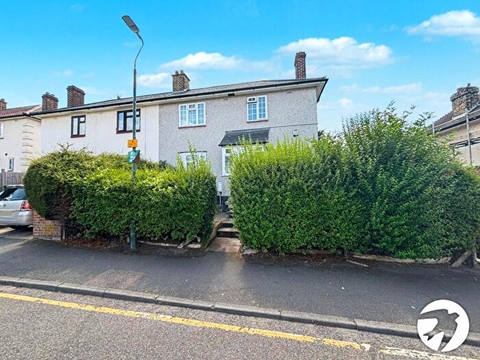 3 Bedroom Semi-Detached House To Rent In Valley Road, Crayford, Dartford, DA1