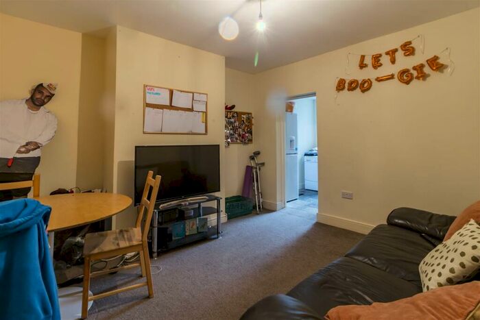 4 Bedroom Terraced House To Rent In Wood Road, Treforest, CF37