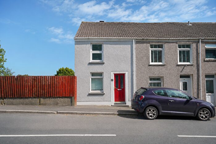 3 Bedroom End Of Terrace House For Sale In Trewyddfa Road, Swansea, SA6