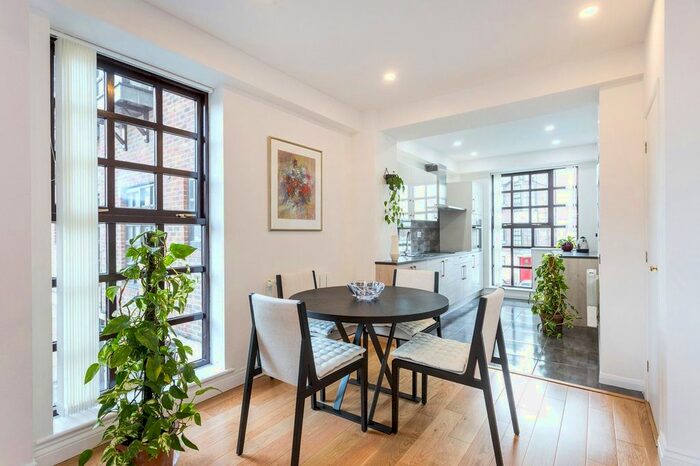 Studio To Rent In Rope Street, Surrey Quays, SE16