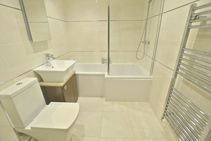 2 Bedroom Apartment To Rent In Glenferness Avenue, Talbot Woods, Bournemouth, Dorset, BH4
