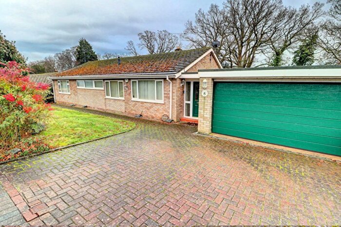 4 Bedroom Bungalow For Sale In Kings End Road, Powick, Worcester., WR2