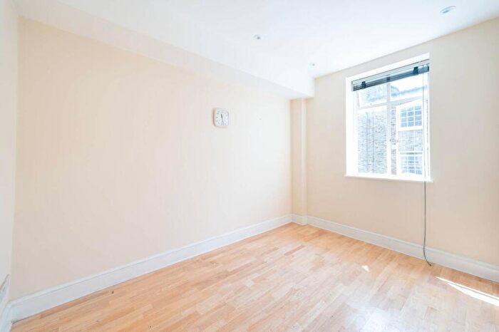 1 Bedroom Flat To Rent In Gateforth Street, Marylebone, London, NW8