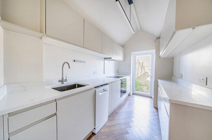 2 Bedroom Terraced House To Rent In Cherville Street, Romsey, Hampshire, SO51