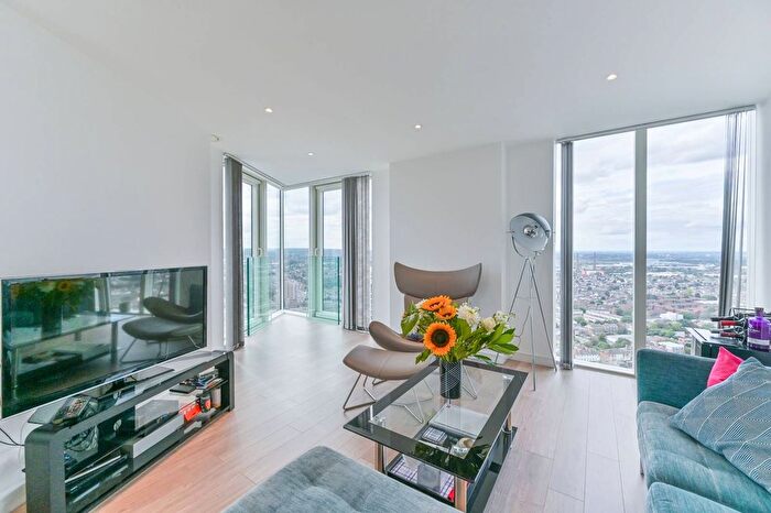 2 Bedroom Flat For Sale In Saffron Central Square, Central Croydon, Croydon, CR0