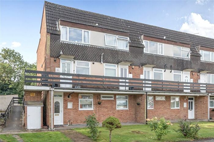 2 Bedroom Flat For Sale In High View, Birchanger, Bishop's Stortford, CM23