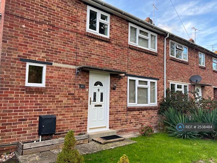 3 Bedroom Semi-Detached House To Rent In Monmouth Road, Yeovil, BA21