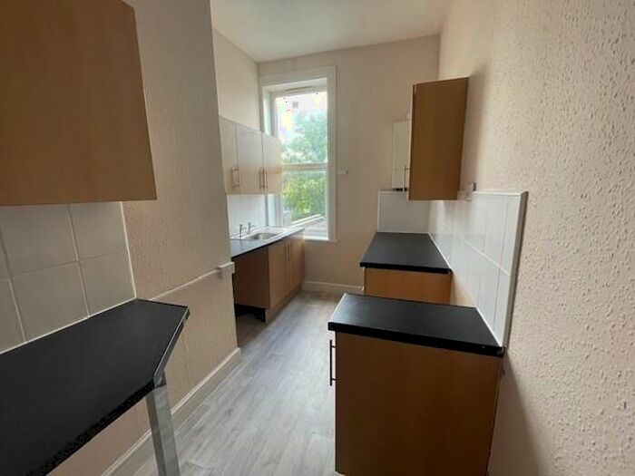 2 Bedroom Flat To Rent In Sandgate Road, Folkestone, CT20