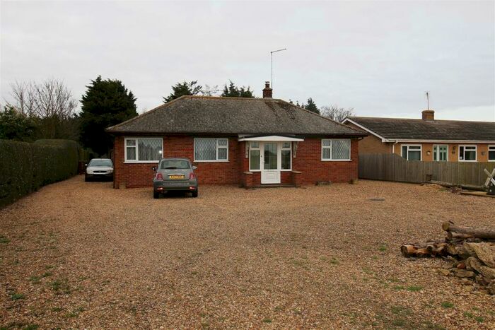 3 Bedroom Detached Bungalow To Rent In Nene Terrace, Crowland, Peterborough, PE6