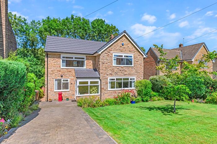 4 Bedroom Detached House For Sale In Dale View, Ilkley, West Yorkshire, LS29
