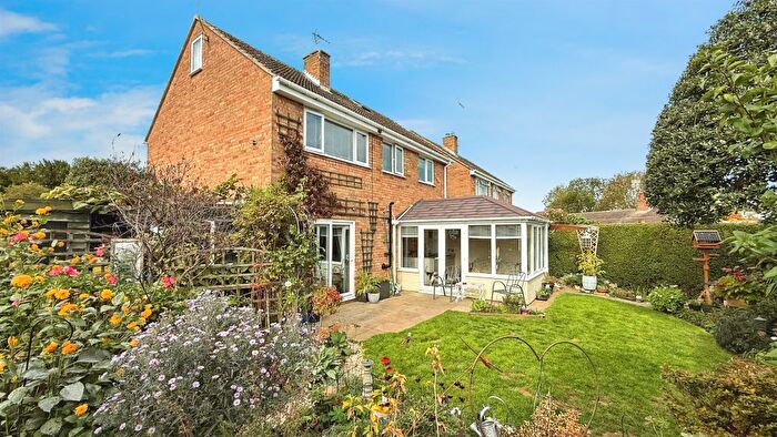 4 Bedroom Detached House For Sale In Cherry Close, Ettington, Stratford-Upon-Avon, CV37